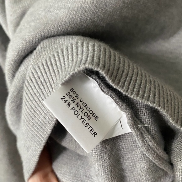 Chic Gray Ruffled Cardigan - Picture 3 of 3